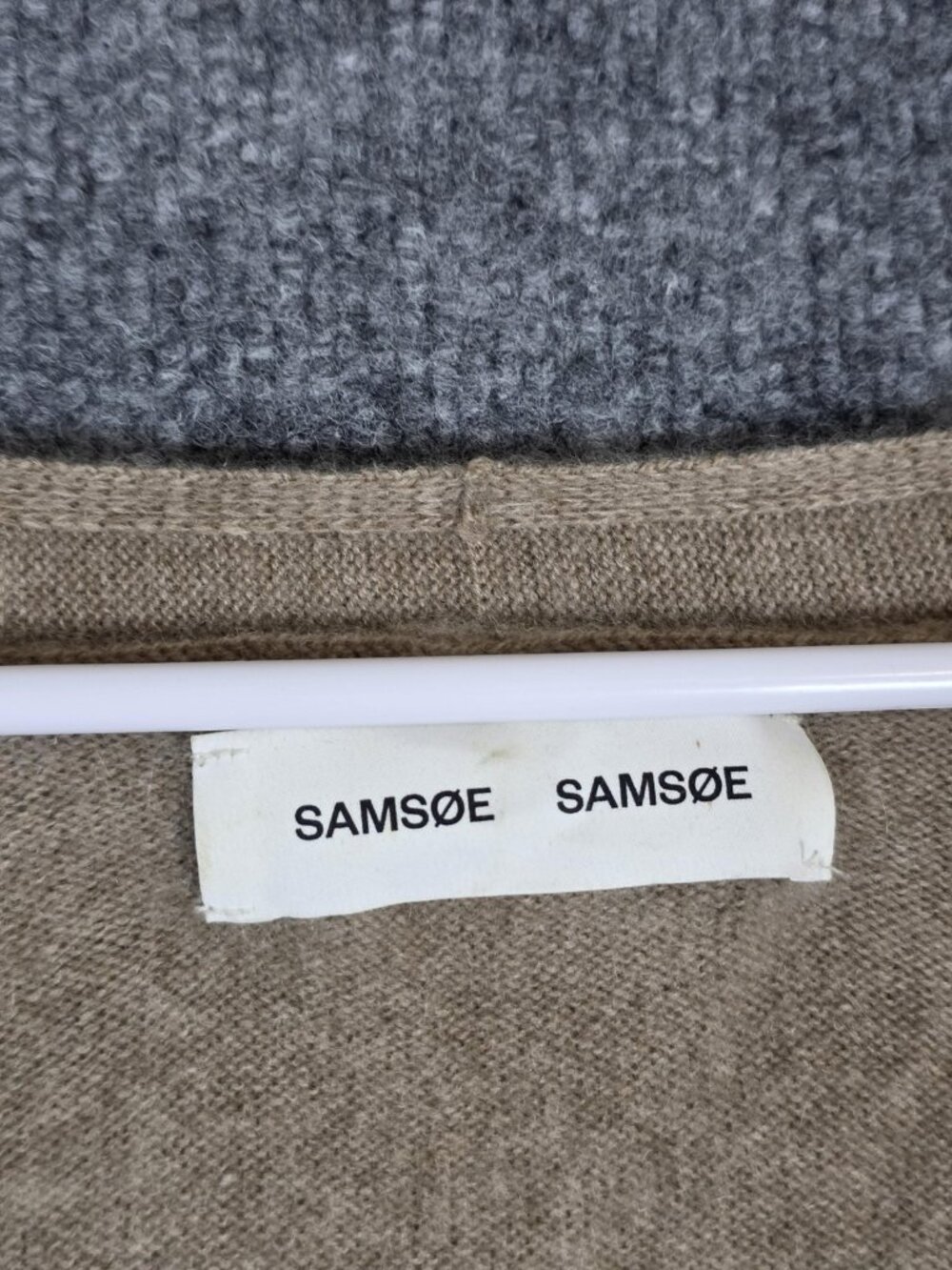 Samsoe Samsoe Sweater Womens M Brown Cashmere Nola V Neck Pullover Pilling - Picture 2 of 8
